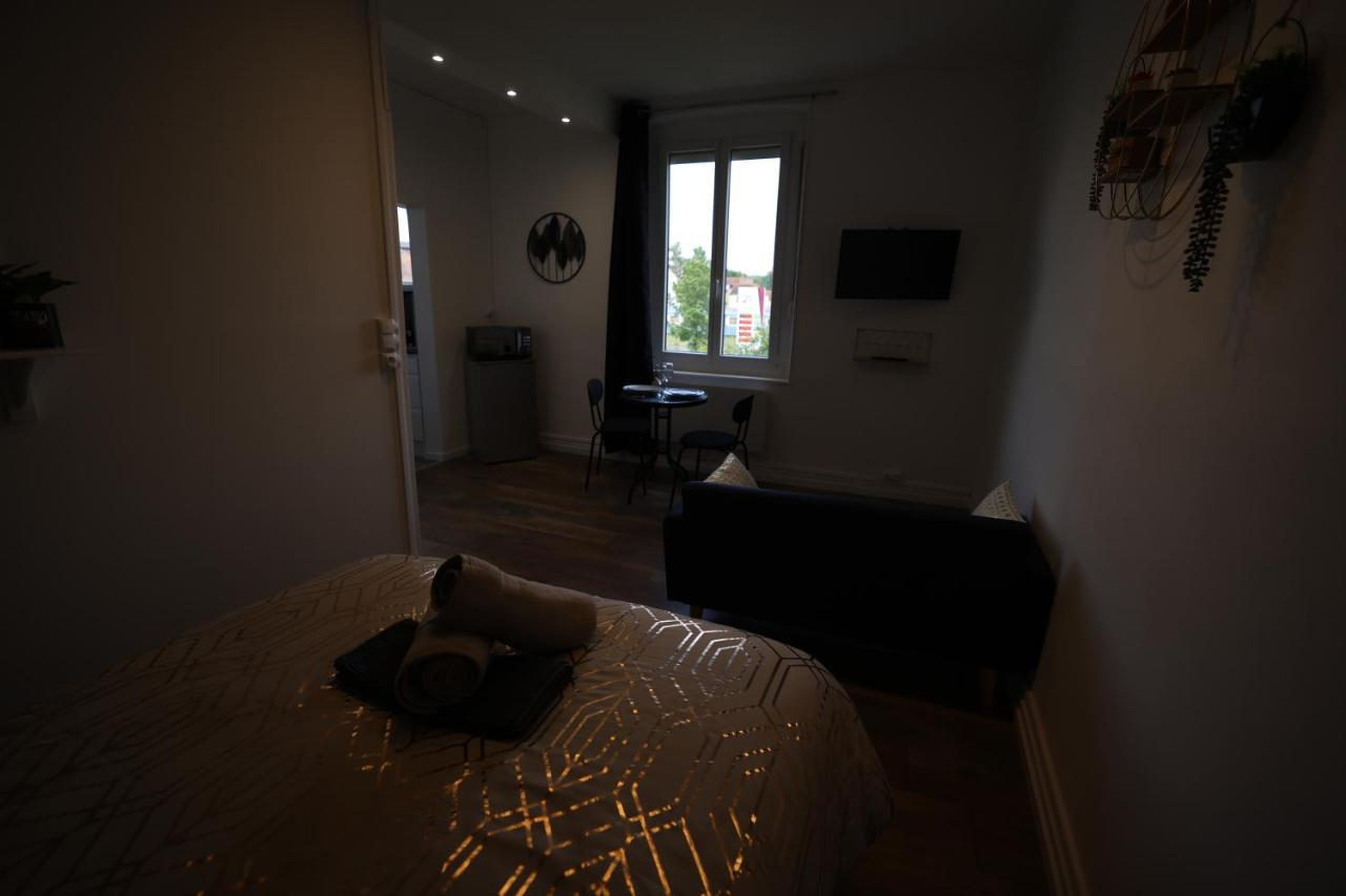 Ld-Location Montlucon Intermarche Appartement Buitenkant foto
